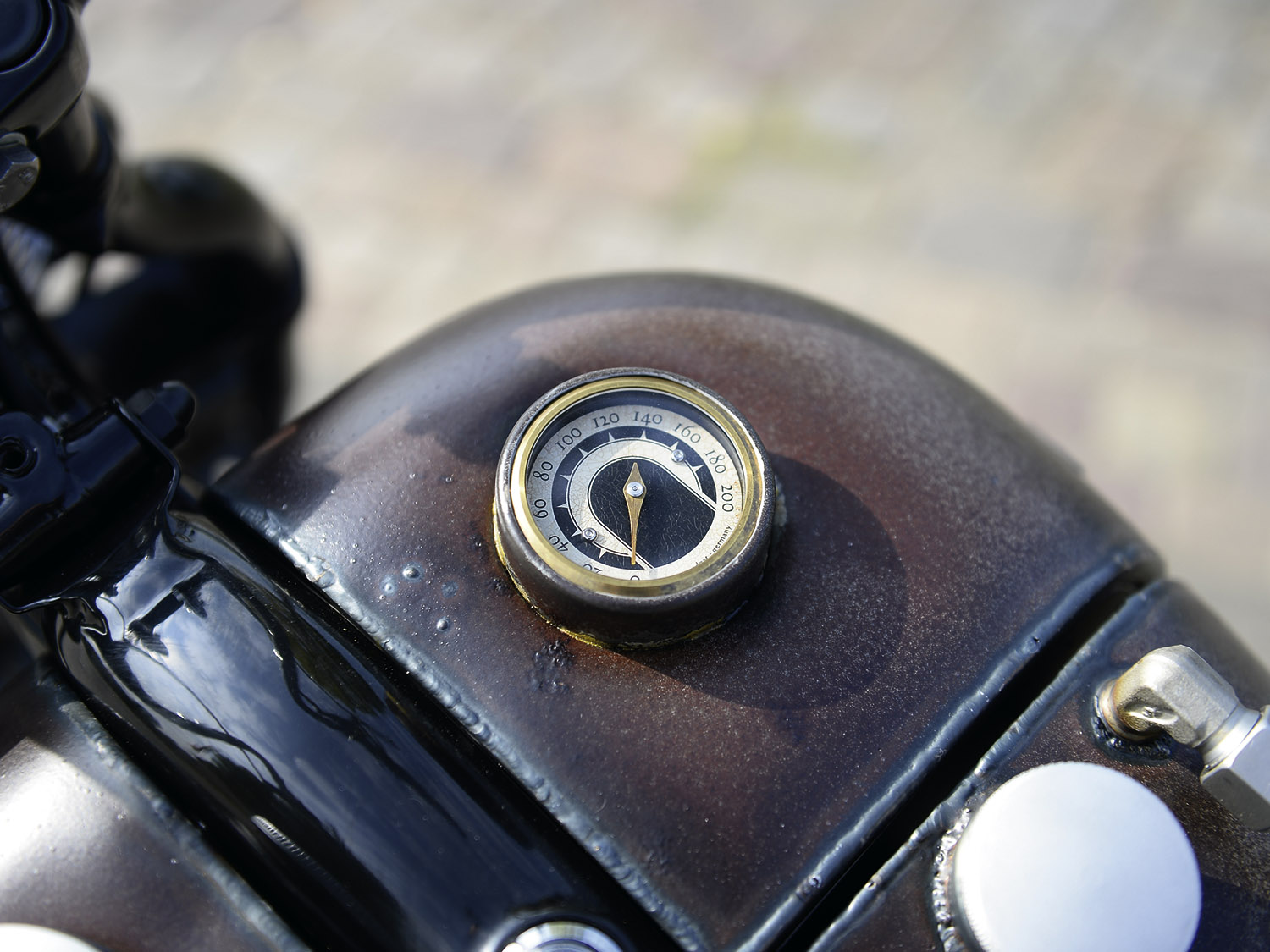 Tachometer-Pflicht beim Motorrad? - CUSTOMBIKE